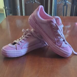 Women's Rocket Dog Sneakers Like New!!